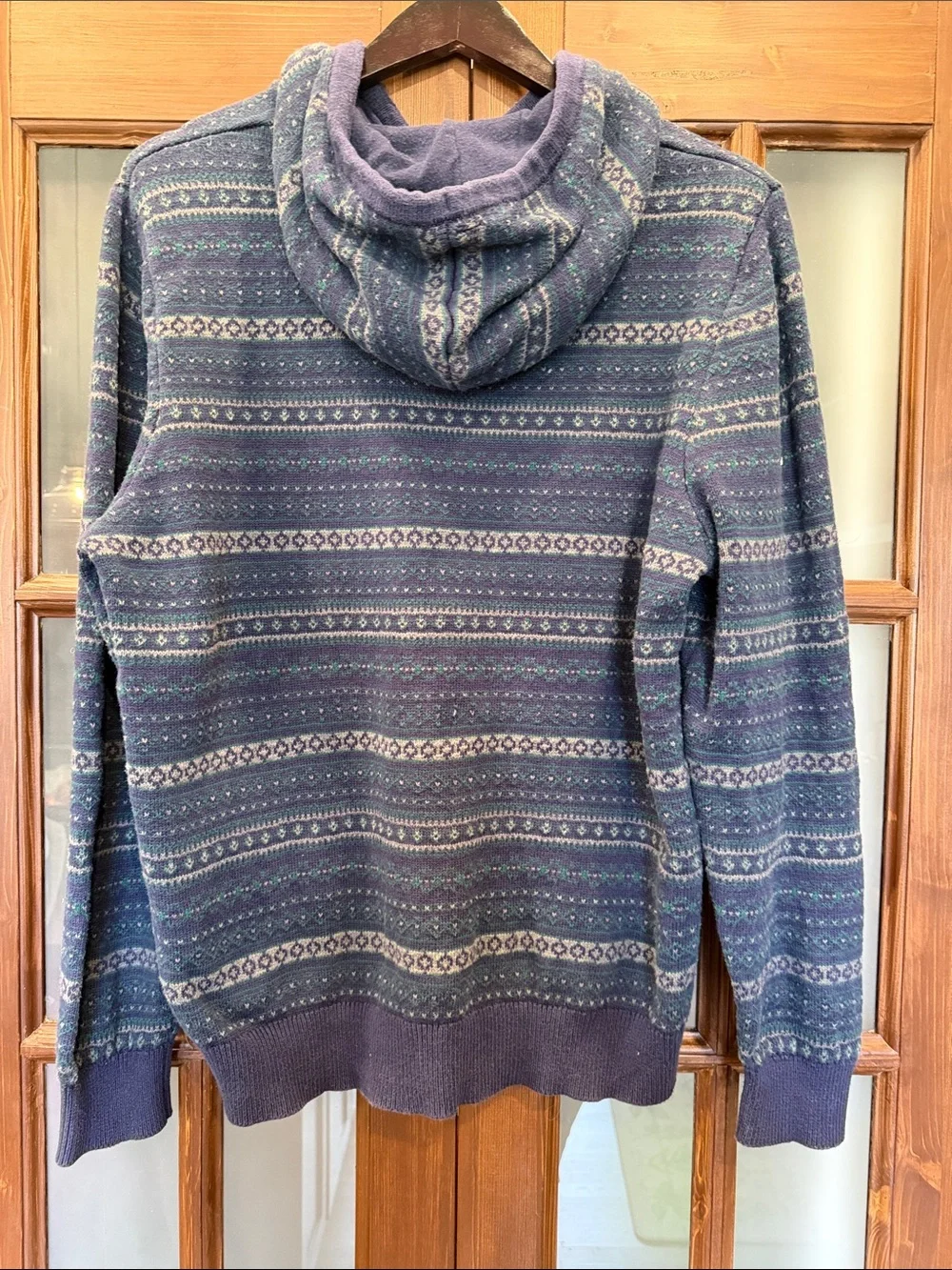 Izod Men's Purple Striped Fair Isle Crewneck Hoodie